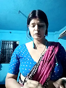 Hot Pakhi online show from February 6, 4:14 pm