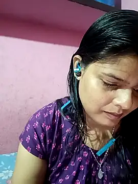 Hot Pakhi online show from February 7, 5:41 am