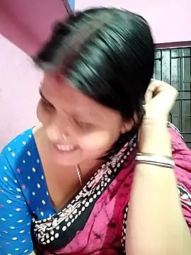 Hot Pakhi online show from February 7, 2:58 pm