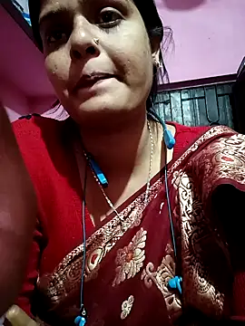 Hot Pakhi online show from February 9, 2:29 pm