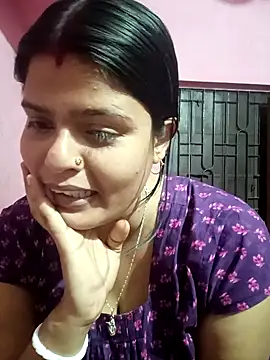 Hot Pakhi online show from February 19, 3:06 am