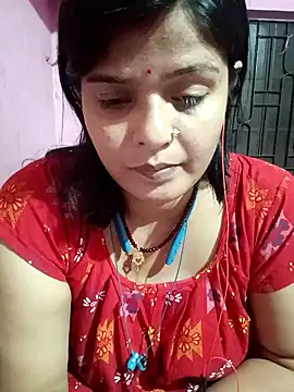 Hot Pakhi online show from March 10, 4:14 pm