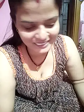 Hot Pakhi online show from March 16, 5:36 am