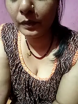 Hot Pakhi online show from March 16, 11:05 am
