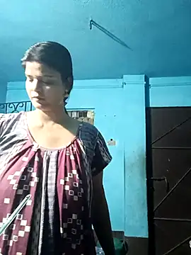 Hot Pakhi online show from March 17, 2:56 pm
