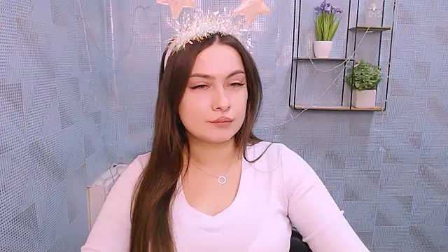 EmiliaTemi  online show from December 30, 1:14 pm