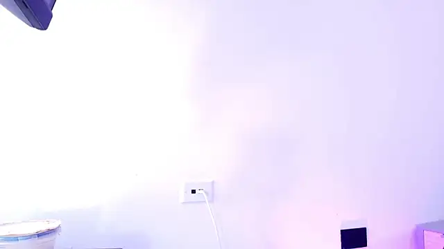 Snapshot of Brandhy_v chatting on March 13, 11:50 am Brandhy v online show from March 13, 11:50 am