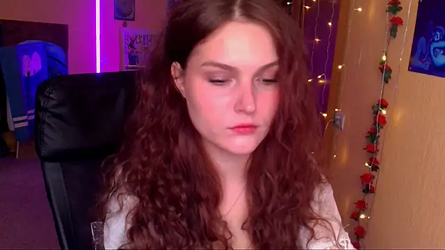 Snapshot of Jenna_Sativa chatting on June 27, 9:03 am Jenna Sativa online show from June 27, 9:03 am