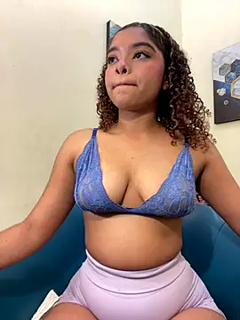 Snapshot of ChristyAddams chatting on October 29, 12:40 pm ChristyAddams online show from October 29, 12:40 pm