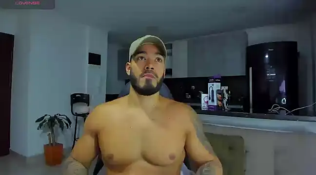 Alexander Martines online show from March 13, 3:44 am