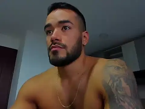 Alexander Martines online show from October 3, 10:29 pm