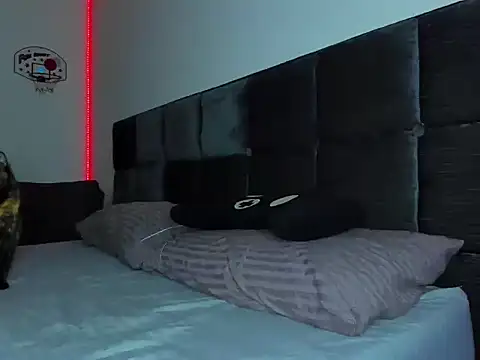 Alexander Martines online show from November 15, 11:43 pm