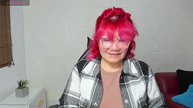 Salomeediaz  online show from March 10, 8:12 pm