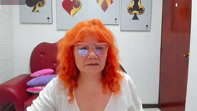 Salomeediaz  online show from April 27, 9:24 pm