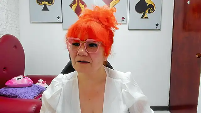 Salomeediaz  online show from April 30, 9:08 pm