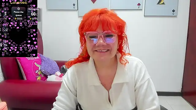 Salomeediaz  online show from May 3, 1:39 pm