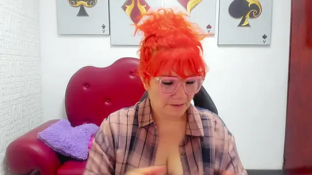 Salomeediaz  online show from May 20, 9:10 pm