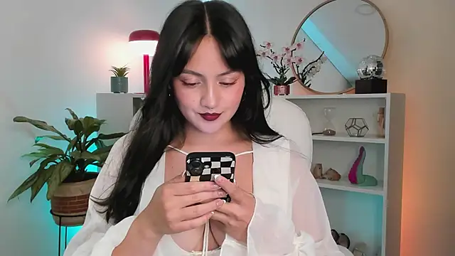 Snapshot of nahiapaws chatting on July 10, 9:50 pm nahiapaws online show from July 10, 9:50 pm