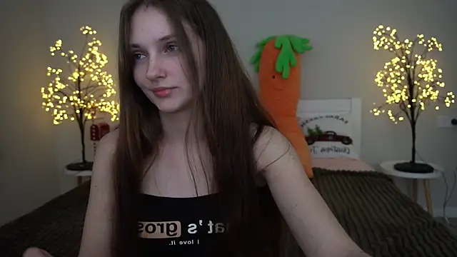 Snapshot of PamelaXX_ chatting on February 1, 12:18 am PamelaXX online show from February 1, 12:18 am