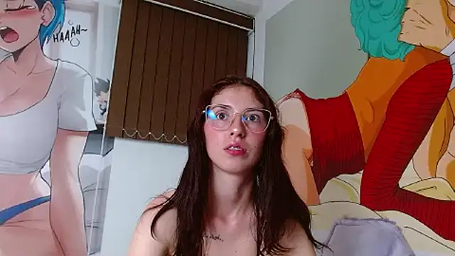Snapshot of mildre303av chatting on February 8, 6:22 am mildre303av online show from February 8, 6:22 am