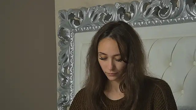 AliceMunro online show from October 10, 3:55 pm