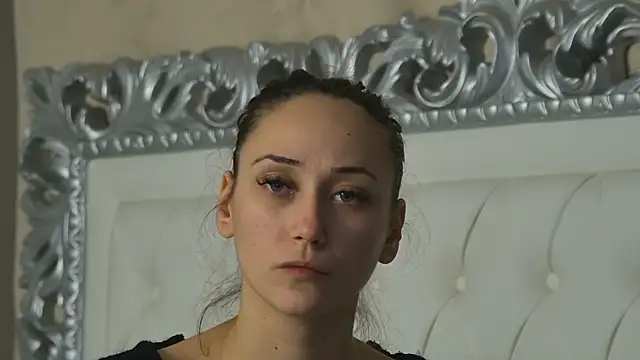 AliceMunro online show from December 18, 8:48 pm