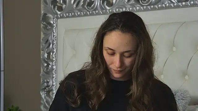 AliceMunro online show from February 5, 6:01 pm