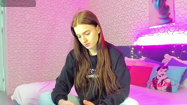 Stacey Brown online show from December 17, 1:50 am