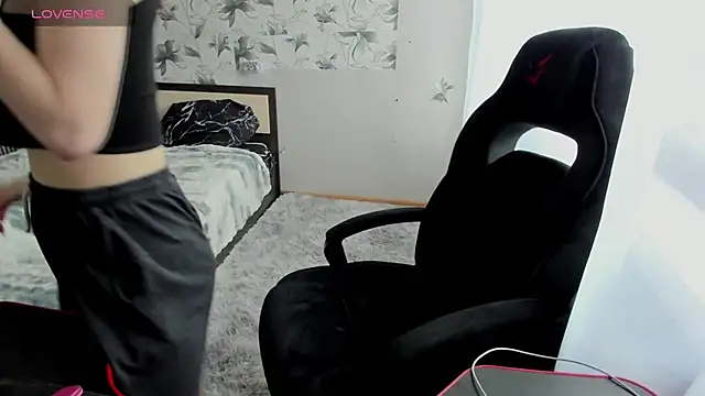 Stacey Brown online show from January 16, 3:56 am