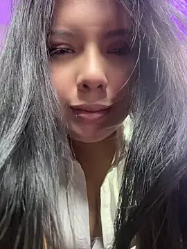 MarielQueenx online show from August 10, 5:11 am
