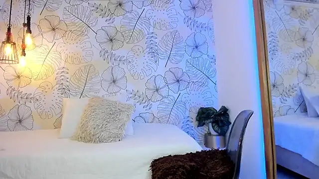 Snapshot of DanielaRuizz chatting on January 8, 7:34 am DanielaRuizz online show from January 8, 7:34 am