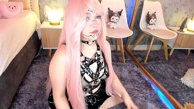 Snapshot of DanielaRuizz chatting on February 23, 6:07 am DanielaRuizz online show from February 23, 6:07 am