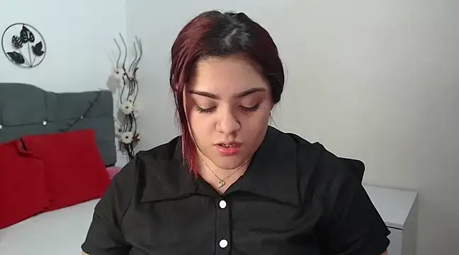 KathyGonzalez online show from March 7, 8:55 pm