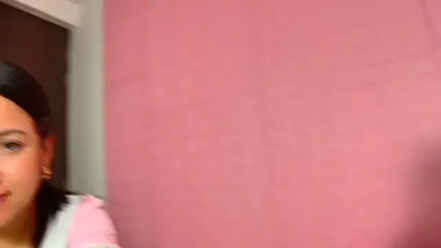 strawberrymia68 online show from January 24, 4:49 pm