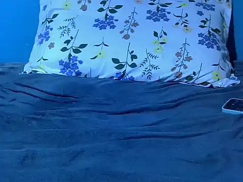 Lutyie online show from March 29, 1:33 pm