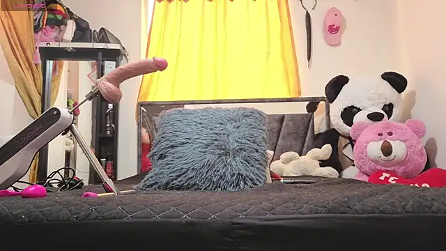 Snapshot of Hotsamantamature chatting on October 8, 8:39 pm Hotsamantamature online show from October 8, 8:39 pm