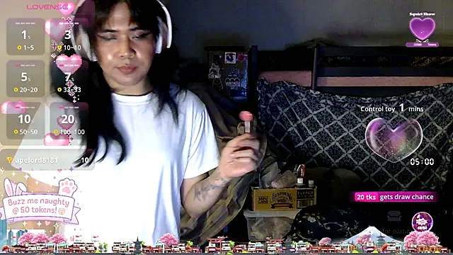 Snapshot of tashakaixxx chatting on October 26, 4:07 am tashakaixxx online show from October 26, 4:07 am