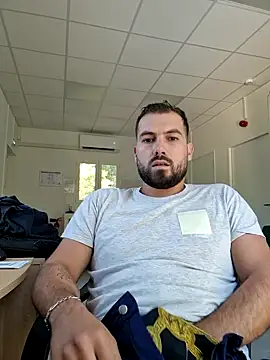 Snapshot of Leonormaldick chatting on September 24, 8:17 am Leonormaldick online show from September 24, 8:17 am