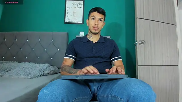 mateoreal1 online show from August 5, 1:03 pm