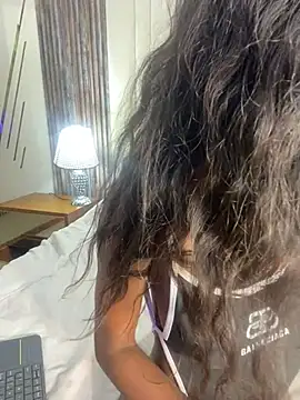 Snapshot of adaraSmiith chatting on January 11, 4:12 pm adaraSmiith online show from January 11, 4:12 pm