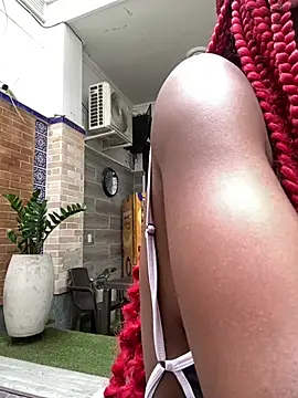 Snapshot of adaraSmiith chatting on February 4, 8:36 pm adaraSmiith online show from February 4, 8:36 pm