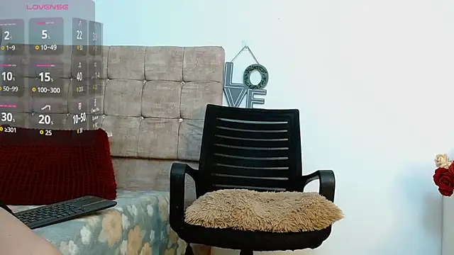 Snapshot of luisa_curli chatting on September 20, 4:02 am luisa curli online show from September 20, 4:02 am