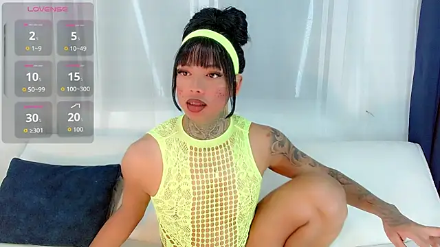 laura sweett120 online show from May 23, 5:12 am