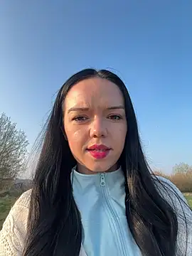 Snapshot of Vanesskaa chatting on March 21, 5:05 pm Vanesskaa online show from March 21, 5:05 pm