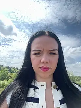 Snapshot of Vanesskaa chatting on May 8, 11:26 am Vanesskaa online show from May 8, 11:26 am