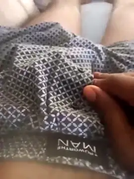 Snapshot of Almino00 chatting on February 16, 9:38 am Almino00 online show from February 16, 9:38 am