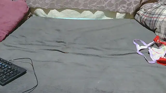 slim girl02 online show from March 31, 7:20 am