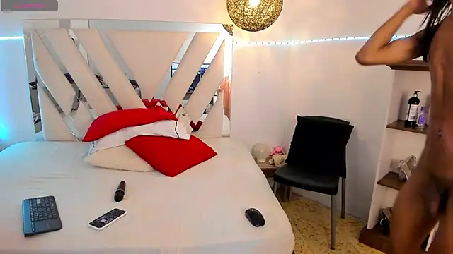 Snapshot of rose_scottt chatting on January 11, 12:29 pm rose scottt online show from January 11, 12:29 pm