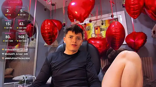 Snapshot of tossetrech chatting on February 15, 8:02 am tossetrech online show from February 15, 8:02 am