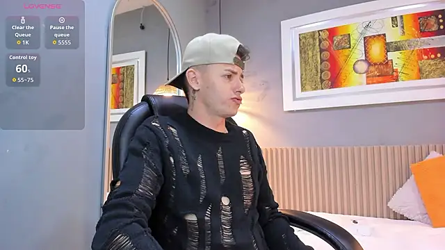 Snapshot of tossetrech chatting on March 15, 3:23 am tossetrech online show from March 15, 3:23 am